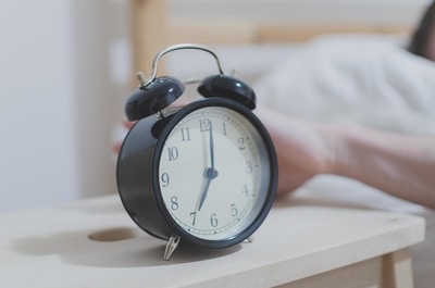 Article Image: 5-surprising-sleep-deprivation-signs-know